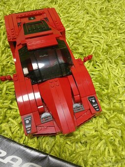 LEGO Enzo Ferrari, model 8652 - 5