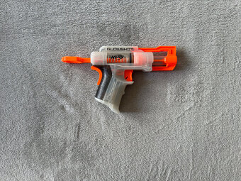 Veľká kolekcia Nerf pištolí - 5