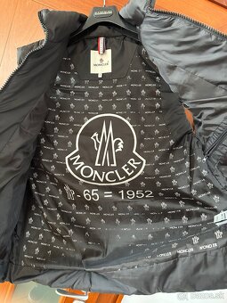 Vesta Moncler - 5