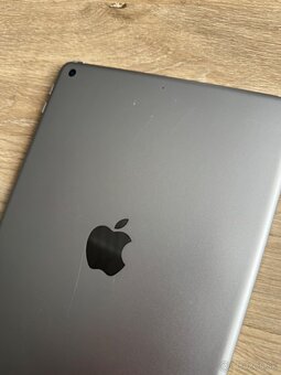 Apple iPad 6. generácia (9.7") 128 GB Space Gray - 5