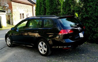 Volkswagen Golf - 5