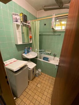 Exkluzívne na predaj RD s dvomi bytovými jednotkami - 5