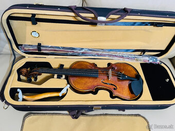 Predám krásne 4/4 husle Antonio Stradivari model. - 5