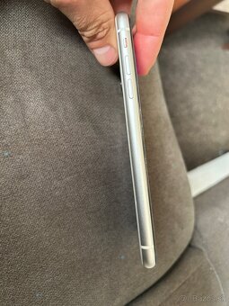 IPhone 11 64GB - 5