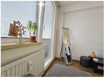 Na prenájom štýlový 1-izbový byt s loggiou, parkovaním a nov - 5
