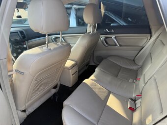 SUBARU OUTBACK r. 2008 - 5