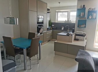 3-izbový byt v Trenčíne s lukratívnym výhľadom na hrad - 5
