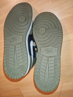 Predám čierno zelené Nike Jordan 1 mid - 5