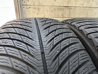 235/50R19 zimne - 5
