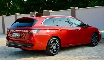 Volkswagen Passat Variant 2.0TDI 110KW DSG AUTOÚVER OD 0% - 5