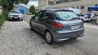 Peugeot 206 1.4 - 5