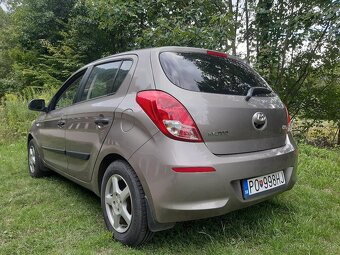 Hyundai i20, 83400km, TK+EK do 4.7.2027, KLÍMA, ISOFIX - 5