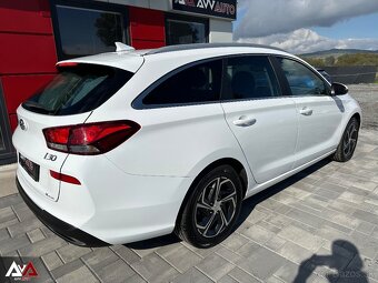 Hyundai i30 CW 1.6 CRDi Family, v Záruke, Pôvodný lak, SR - 5
