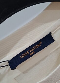 LOUIS VUITTON  TRIKO - 5