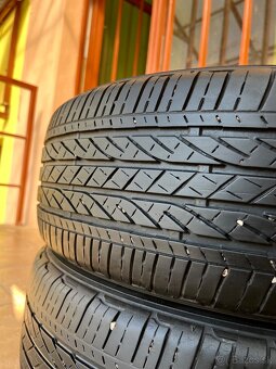 215/60 R17 letne pneu— 2 kusy- - 5