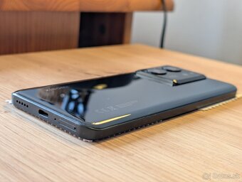 Predám Xiaomi 13T Pro 12gb / 512gb - 5