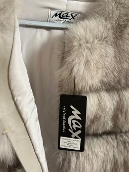 Luxusný dámsky kožuch – výborný stav - 5