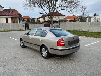 PREDÁM  ŠKODA OCTAVIA 2 1.6.MPI ROK VYR 2005 - 5