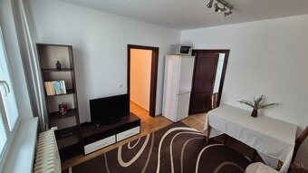 2 - izbový kompletne zariadený byt Trenčín/Juh - 5