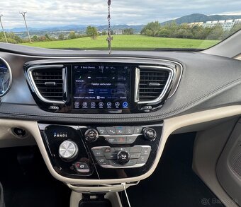 Chrysler Pacifica Limited Edition - 211 kw - 5