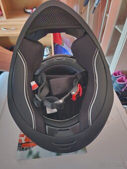 Prilba casida na motorku - 5