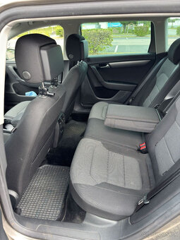 Volkswagen Passat B7 2.0 TDI DSG r.v 2012 bixenon navi tazne - 5