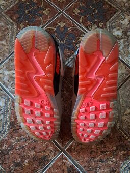 Nike - 5