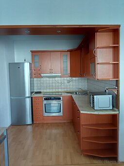 Na prenájom 2-izbový byt s balkónom – Bebravská ul., Vrakuňa - 5