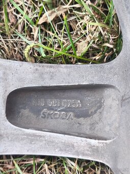 Predám elektróny 5x100 R15 6.5J - 5