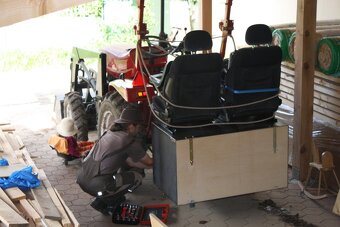 Bedňa za traktor - 5