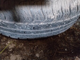 215/65r16 - 5