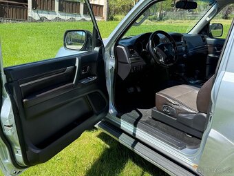Mitsubishi Pajero IV 3.2 DiD 147kw 2 miestna verzia - 5