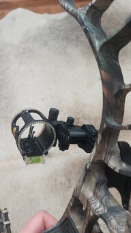 Hoyt kladkovy luk - 5