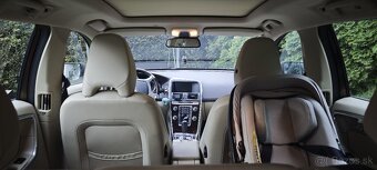 Volvo XC60 D5 (158kW) AWD - 5