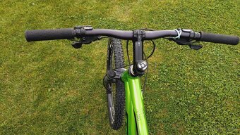 Trek 4300 disc - 5