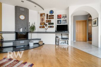 VEĽKORYSÝ 130 m2 + balkón - PREZIDENTSKÝ PALÁC - Staré Mesto - 5