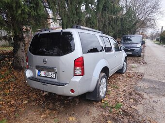 Nissan Pathfinder 2.5 dCi 7 Miestne - 5