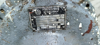 Elektromotor s prevodovkou - 5