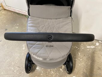 Kočík Cybex Priam Chrome Black - Soho Grey - Trojkombinácia - 5