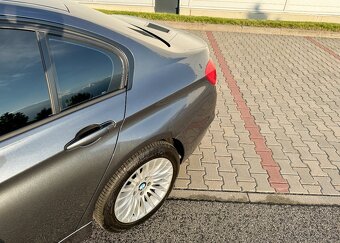 BMW rad 3 318d A/T - 5