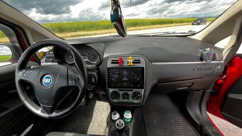 Fiat Grande Punto - 5