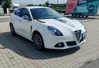 Alfa Romeo Giuletta - 5