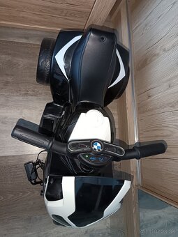 Elektrická trojkolka BMW - 5