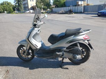 Predam piaggio beverly 125 na vodicak B - 5