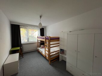 Praktický 4i byt v atraktívnej časti Petžalky - 5