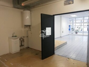 PRENÁJOM, obchodný priestor 75 m2, centrum mesta Malacky - 5