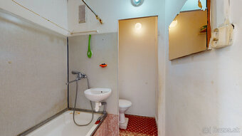 1 - IZBOVÝ PANELOVÝ BYT V HLINÍKU NAD HRONOM - 5