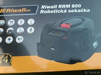 Robotická kosačka Riwall PRO RRM 800 - 5