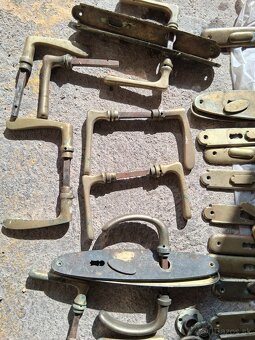 Predam mosadzne kĺučky - 5