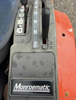 Predám Kubota B52 - 5